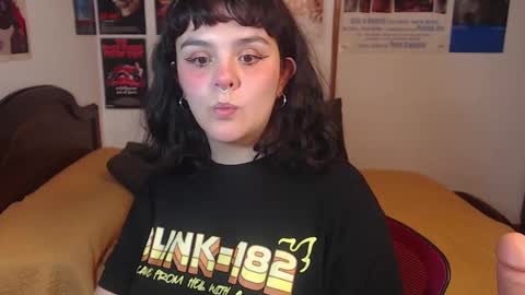 Sofi online show from February 19, 2:12 am