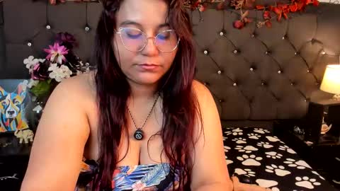 Snapshot of sofia_sorceress chatting on September 19, 12:59 am sofia_sorceress online show from September 19, 12:59 am