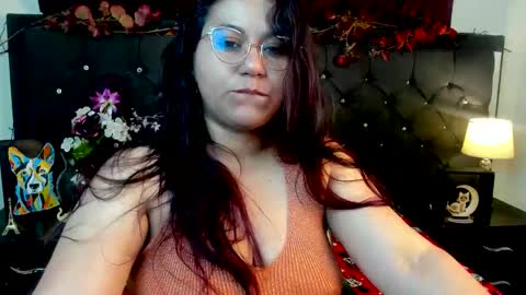 Snapshot of sofia_sorceress chatting on September 10, 1:06 am sofia_sorceress online show from September 10, 1:06 am