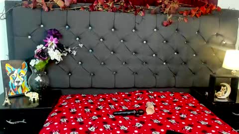 Snapshot of sofia_sorceress chatting on September 11, 1:18 am sofia_sorceress online show from September 11, 1:18 am