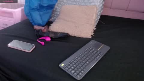 Sofa online show from February 27, 12:01 pm