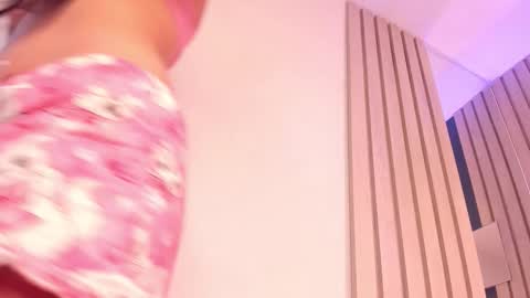 Snapshot of soficandy_ chatting on September 17, 1:14 pm soficandy_ online show from September 17, 1:14 pm