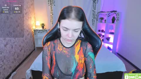 Luna online show from March 5, 1:06 pm