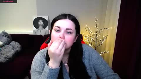 sophia__olsen online show from March 1, 6:35 am