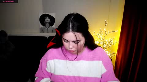 sophia__olsen online show from January 31, 6:24 am