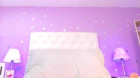 Sophia  online show from September 9, 7:58 pm