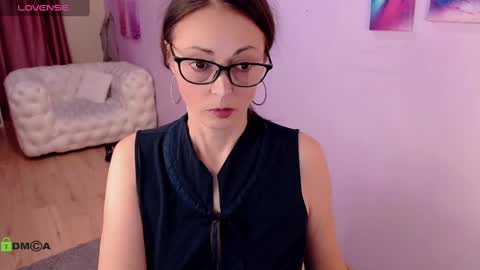 Snapshot of sophie_caring chatting on February 20, 10:27 am Sophie online show from February 20, 10:27 am