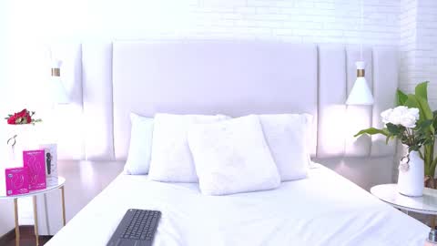 Sofia  santodomingo online show from September 13, 9:06 pm