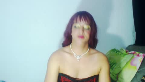 sophiehillsxo online show from February 2, 1:19 pm