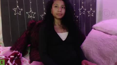 Snapshot of sophiia_dreams chatting on February 25, 2:25 am Sophia this is not my real name online show from February 25, 2:25 am