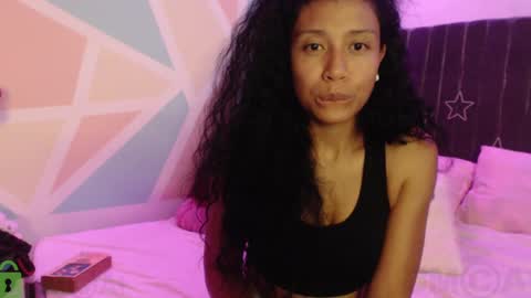 Snapshot of sophiia_dreams chatting on January 21, 3:15 am Sophia this is not my real name online show from January 21, 3:15 am