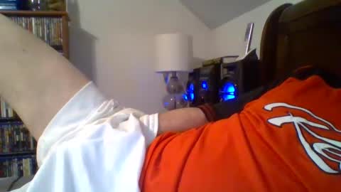 sosofaggot online show from February 16, 1:38 pm