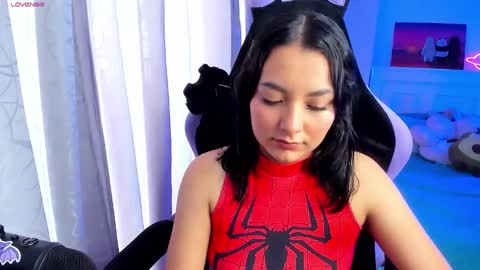 Lili online show from December 3, 9:06 pm