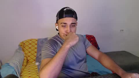 soy_yoel online show from February 17, 7:15 am