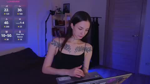 Roxy online show from December 1, 8:00 pm