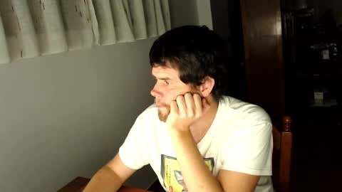 Snapshot of spanishboytenerife chatting on March 6, 1:48 am spanish online show from March 6, 1:48 am
