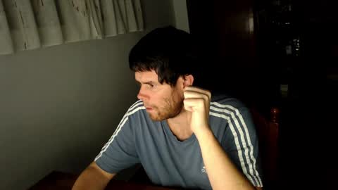 Snapshot of spanishboytenerife chatting on February 16, 2:31 am spanish online show from February 16, 2:31 am