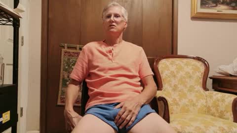 Snapshot of spanxalot258843 chatting on September 18, 2:43 pm David online show from September 18, 2:43 pm