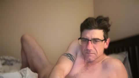 Snapshot of sparker1169 chatting on January 6, 11:40 am Dad online show from January 6, 11:40 am
