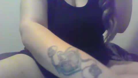 Snapshot of spinnerbitch chatting on February 13, 8:55 pm Vanessa Spade online show from February 13, 8:55 pm