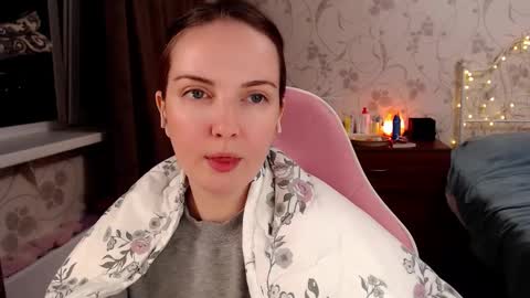 Alice online show from December 5, 2:06 pm