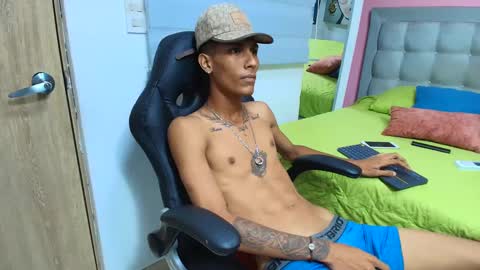 stefanws_30_ online show from September 18, 9:08 pm
