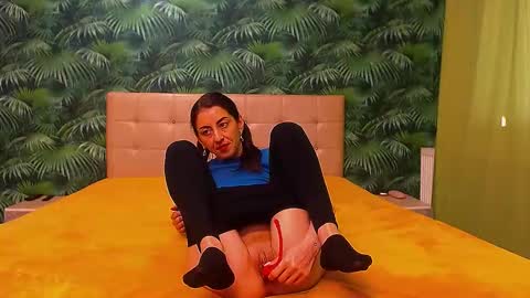 Stella John online show from December 17, 7:50 am