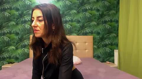 Stella John online show from December 27, 4:58 am
