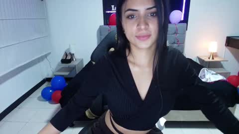 stephany_rodriguez_ online show from February 20, 4:47 pm