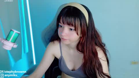 stephy online show from February 5, 3:23 am