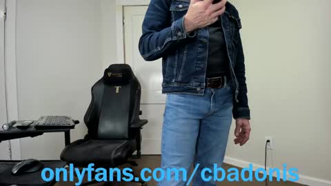 Snapshot of stilldontknowwhatimdoing chatting on February 5, 11:17 pm Bob Evans. Tip me Ill show ya my sausage online show from February 5, 11:17 pm