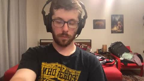 Snapshot of strokingdrummer2 chatting on December 11, 5:53 am strokingdrummer2 online show from December 11, 5:53 am