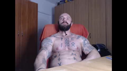 Snapshot of strongivan chatting on February 14, 5:09 am StrongIvan online show from February 14, 5:09 am