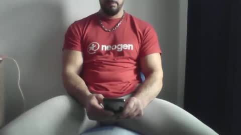 Snapshot of studdotcom chatting on February 17, 9:46 am Ero online show from February 17, 9:46 am