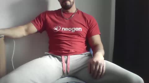 Snapshot of studdotcom chatting on February 21, 12:06 pm Ero online show from February 21, 12:06 pm