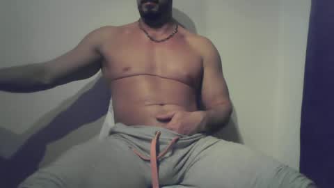 Snapshot of studdotcom chatting on March 9, 6:54 pm Ero online show from March 9, 6:54 pm