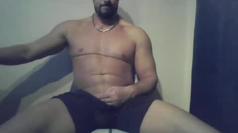 Snapshot of studdotcom chatting on February 5, 7:53 pm Ero online show from February 5, 7:53 pm