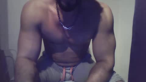 Snapshot of studdotcom chatting on March 4, 6:50 pm Ero online show from March 4, 6:50 pm