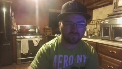 Snapshot of sub_michael41 chatting on September 22, 5:00 am sub_michael41 online show from September 22, 5:00 am