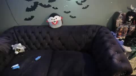 Snapshot of sugary_sweet chatting on February 18, 12:59 am Sugary online show from February 18, 12:59 am