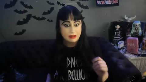 Snapshot of sugary_sweet chatting on March 3, 2:04 am Sugary online show from March 3, 2:04 am