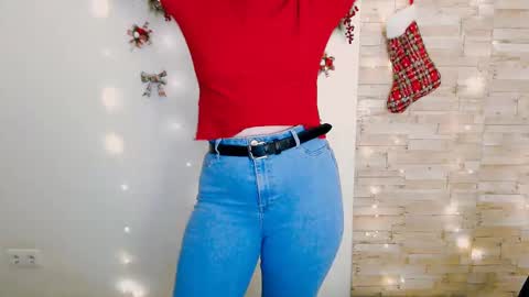 Alexi online show from December 24, 7:49 am
