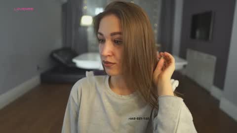 Kate online show from February 25, 4:25 pm