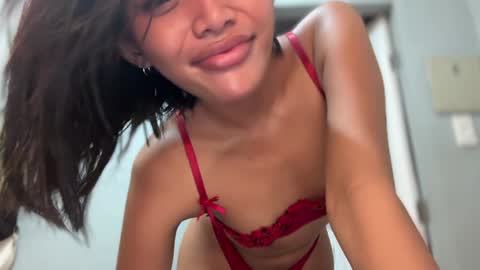 Snapshot of sunny_angelx chatting on January 25, 10:29 am ANGEL-DONT FORGET TO THUMBS UP AND FOLLOW online show from January 25, 10:29 am