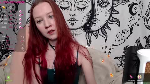 Izzy online show from December 1, 9:28 pm