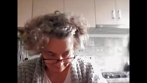 Snapshot of sunnylarrah11 chatting on September 13, 8:17 am sunnylarrah11 online show from September 13, 8:17 am
