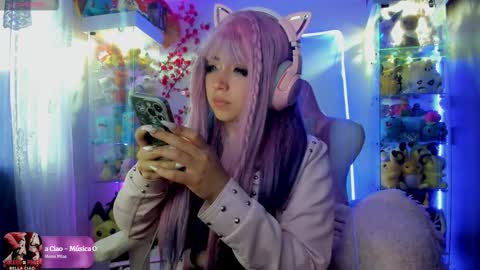     RAVENCLAU GIRL  online show from February 10, 11:02 pm