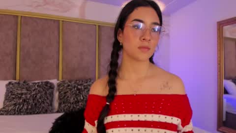 Snapshot of susa1userma_ chatting on February 21, 2:39 am Susann online show from February 21, 2:39 am