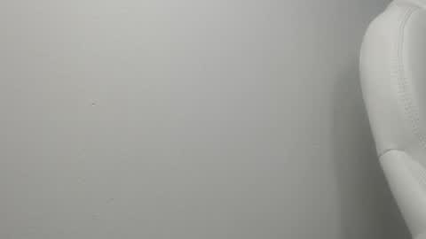 Snapshot of sussy_leon chatting on February 14, 12:14 pm sussy leon online show from February 14, 12:14 pm