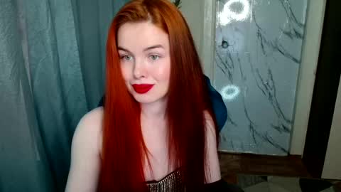 Snapshot of sweet__mooon chatting on March 11, 6:19 am sweet__mooon online show from March 11, 6:19 am